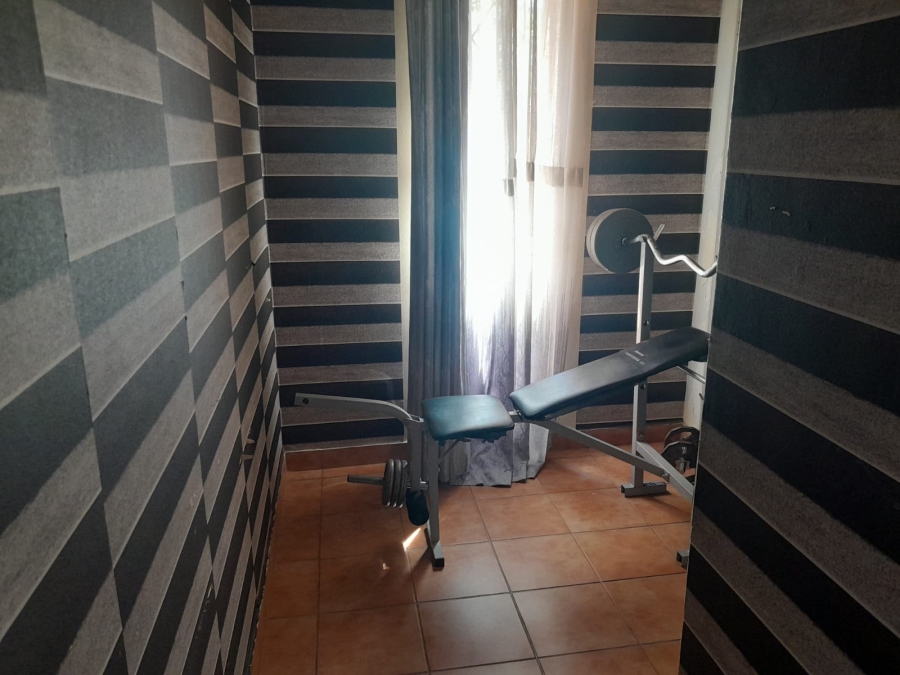 3 Bedroom Property for Sale in Protea Park North West